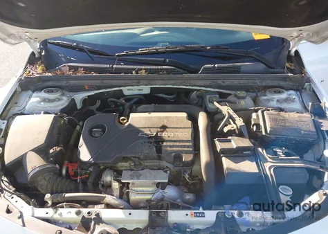 2018 Chevrolet Malibu Lt из США, поврежденный, VIN 1G1ZD5ST2JF158069